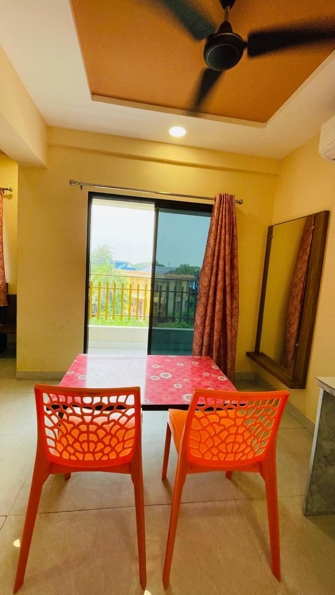 Hotel Devka House Daman Exterior foto