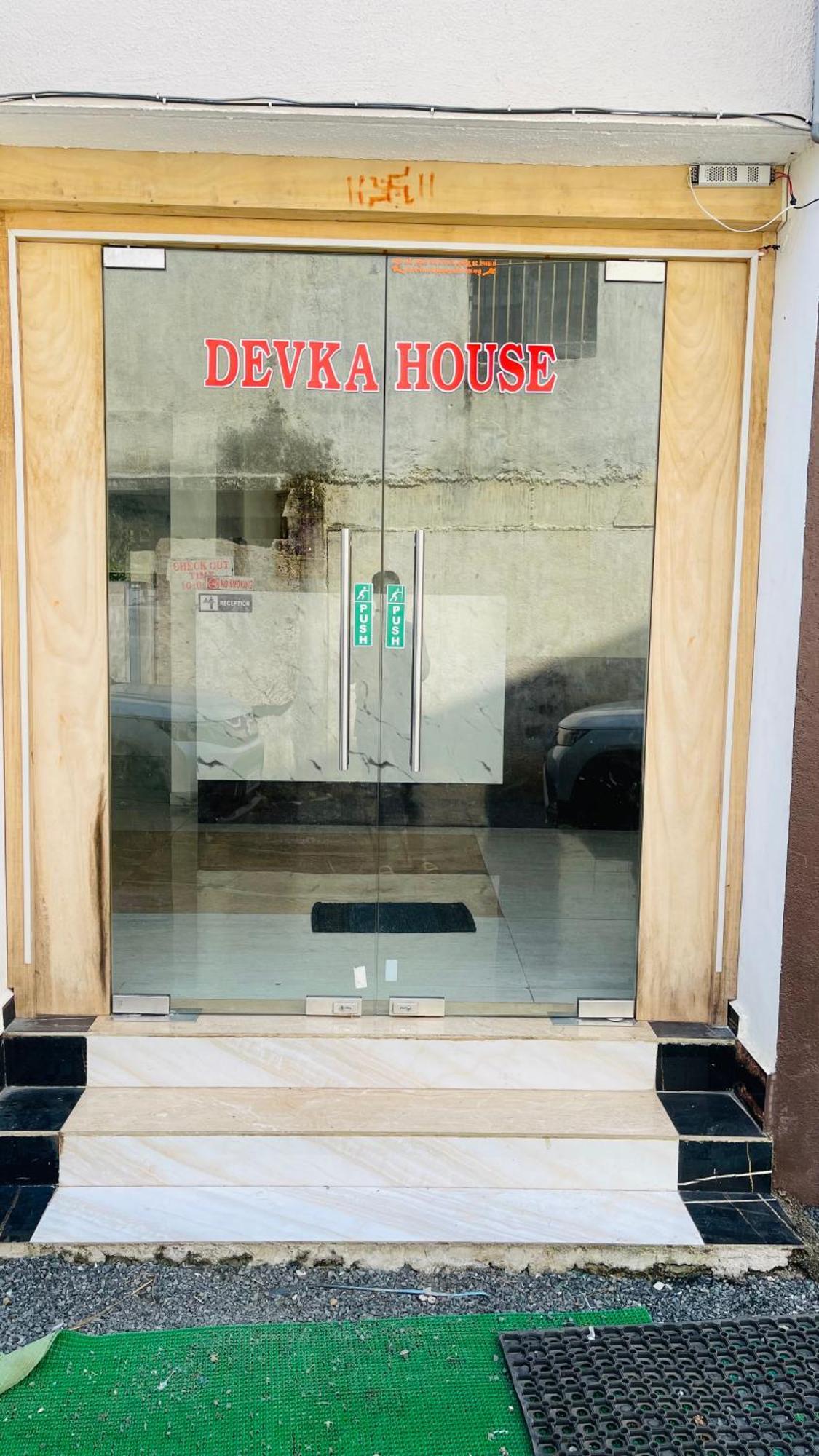 Hotel Devka House Daman Exterior foto