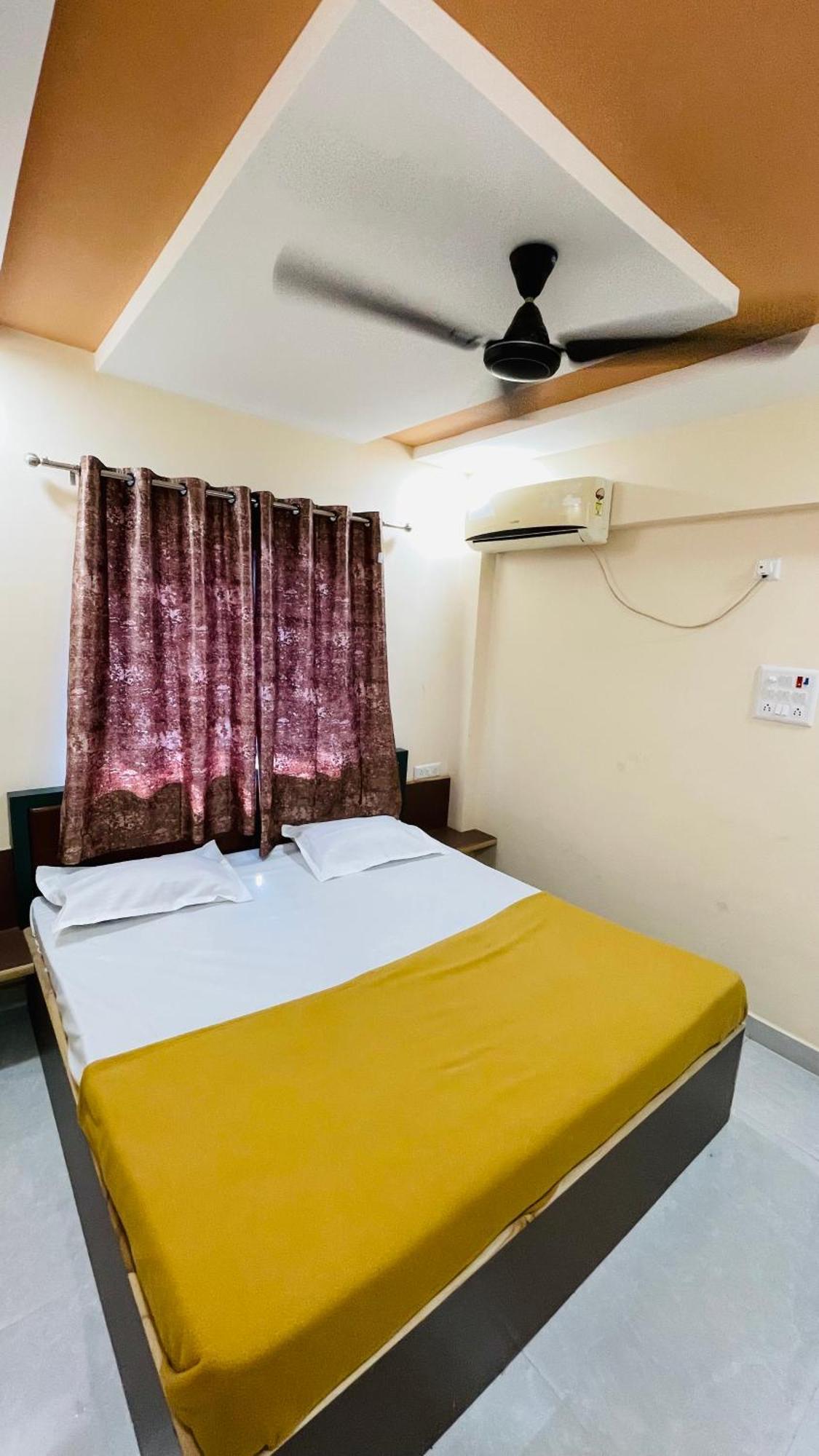 Hotel Devka House Daman Exterior foto